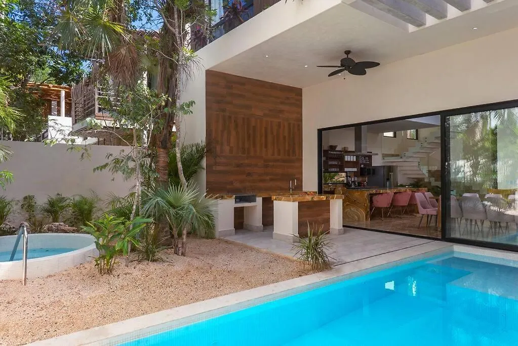 טולום Luxury Villa At Exclusive Gated Community La Privada Aldea Zama, 5 Bedroom Private Pool & Concierge Service 0*,  מקסיקו