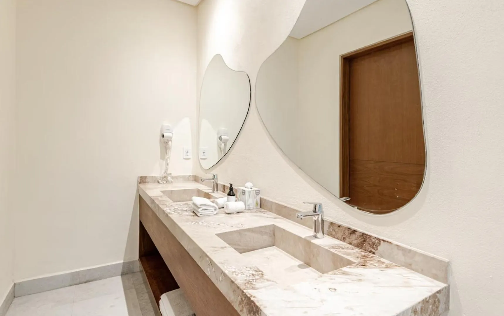 טולום Luxury Villa At Exclusive Gated Community La Privada Aldea Zama, 5 Bedroom Private Pool & Concierge Service