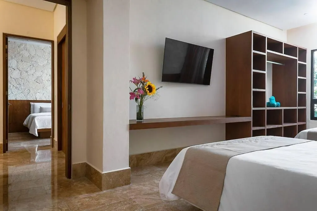 Luxury Villa At Exclusive Gated Community La Privada Aldea Zama, 5 Bedroom Private Pool & Concierge Service Tulum