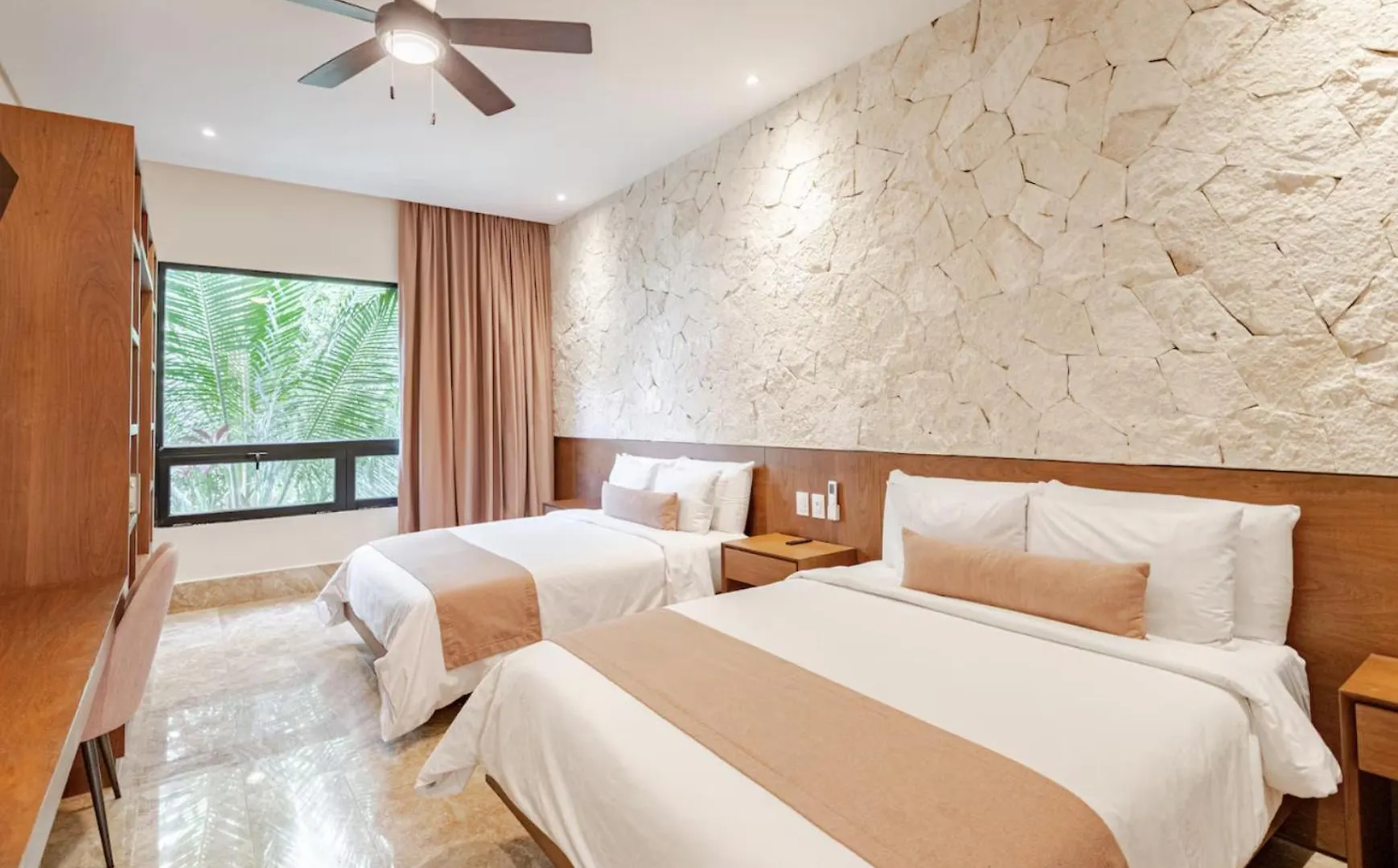 Luxury Villa At Exclusive Gated Community La Privada Aldea Zama, 5 Bedroom Private Pool & Concierge Service Tulum